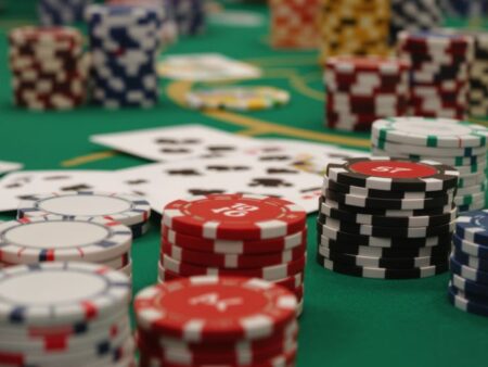 Crush the Felt: Best Strategies for Online Poker Cash Games in 2025